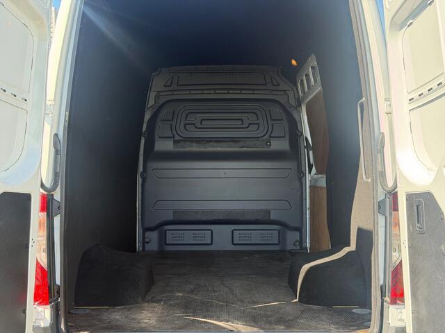 Mercedes-Benz SPRINTER 517CDI L2H2 Automaat Airco Cruisecontrol AppleCarplay Led/Xenon