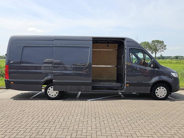 Mercedes-Benz SPRINTER 317 1.9 CDI L4H2 RWD L4H2 XXL Automaat PDC Mbux Navi Camera 3 Zits MF Stuur Cruise Control Leer Airco Euro6 170 PK
