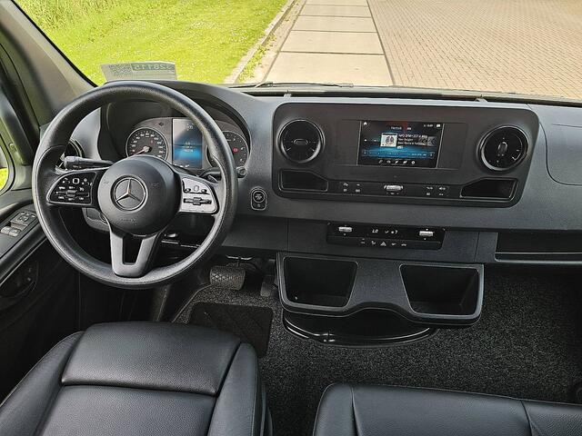 Mercedes-Benz SPRINTER 317 1.9 CDI L4H2 RWD L4H2 XXL Automaat PDC Mbux Navi Camera 3 Zits MF Stuur Cruise Control Leer Airco Euro6 170 PK