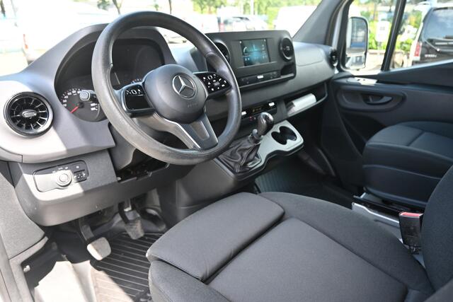 Mercedes-Benz SPRINTER 315 CDI L2H1 MBUX met camera, Geveerde stoel, Trekhaak, Etc.