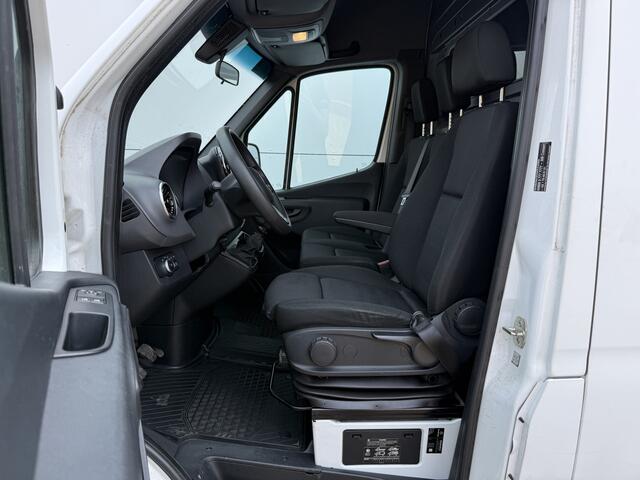 Mercedes-Benz SPRINTER 319 3.0 V6 L2H2 10-Inch MBUX Navigatie Climate Control Cruise Control 3,5 Trekhaak Oprijplaat