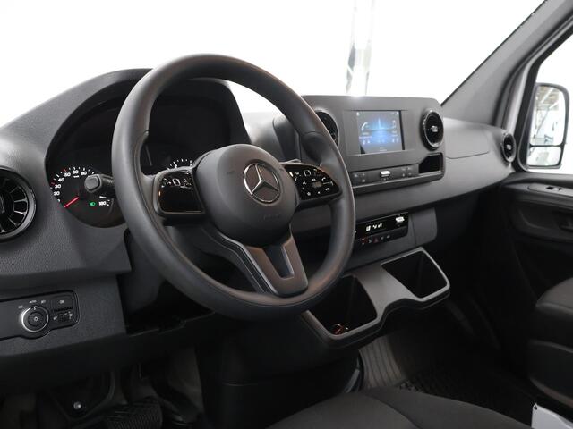 Mercedes-Benz SPRINTER 315 CDI | L2 H2 | FWD | AUT. | AIRCO | 2-ZITS | MULTIFUNCTIONEEL STUURWIEL | APPLE CARPLAY | ANDROID AUTO | ACHTERUITRIJCAMERA | LAADRUIMTE INRICHTING | CERTIFIED