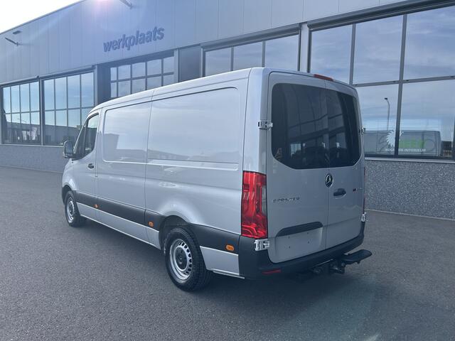 Mercedes-Benz SPRINTER 315 CDI L2 H1 RWD 3500KG Trekhaak / BOTT Inrichting / MBUX 10.25 / Navigatie / Cruise control / Airco / 270 Graden achterdeuren