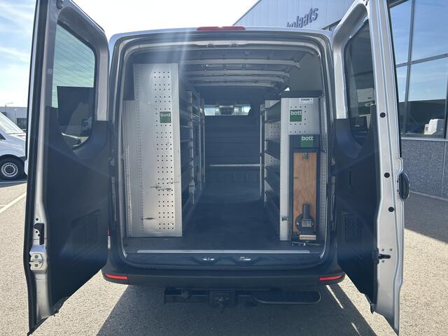 Mercedes-Benz SPRINTER 315 CDI L2 H1 RWD 3500KG Trekhaak / BOTT Inrichting / MBUX 10.25 / Navigatie / Cruise control / Airco / 270 Graden achterdeuren