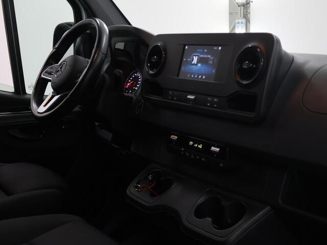 Mercedes-Benz SPRINTER 317 CDI | Aut. | L2 H2 | 3500 KG. AHW | TREKHAAK | NAVIGATIE | STOELVERWARMING | CRUISE CONTROL | CERTIFIED
