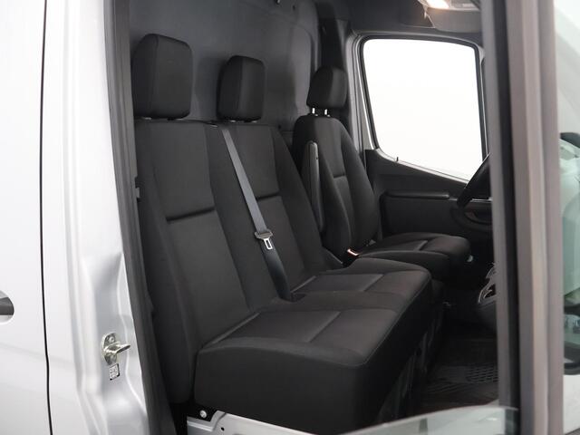 Mercedes-Benz SPRINTER 317 CDI | Aut. | L2 H2 | 3500 KG. AHW | TREKHAAK | NAVIGATIE | STOELVERWARMING | CRUISE CONTROL | CERTIFIED