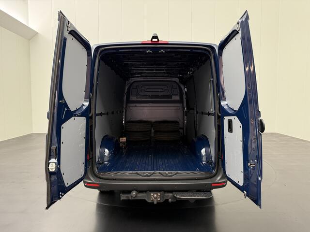Mercedes-Benz SPRINTER 317CDI Automaat L2H1 | Led | 3500Kg Trekhaak | 10" Navigatie | Camera | Multimedia | Betimmering