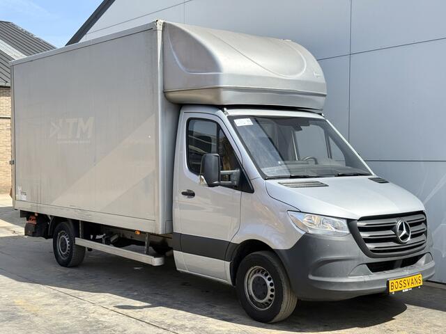 Mercedes-Benz SPRINTER 317 1.9 CDI Automaat Bakwagen Laadklep Cruise Control Climate Control Meubelbak Koffer
