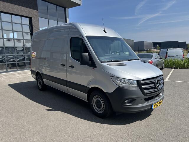 Mercedes-Benz SPRINTER 317 CDI L2 H2 MBUX / Carplay navigatie / Cruise control / Airco / 270 Graden achterdeuren