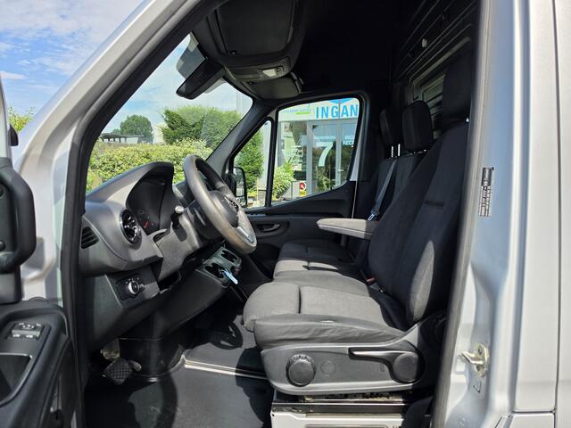 Mercedes-Benz SPRINTER 317 CDI L2-H2 RWD Automaat * Camera * Navi * Trekhaak *