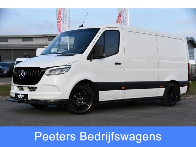 Mercedes-Benz SPRINTER 319 V6 3.0 CDI L2H1 RWD AMG Edition Camera, Cruise, Carplay, LED, 10,5'' Mbux, 3500kg Trekhaak, Standkachel, Multimedia, Stoelverwarming, Automaat, Uniek!