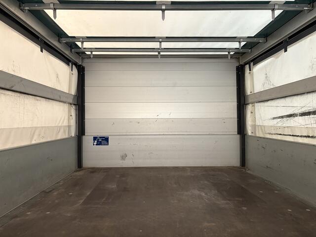 Mercedes-Benz SPRINTER 317 1.9 CDI L2 RWD DC Open Laadbak met Huif en schuifzeilen / Airco / Cruise / Mbux / Trekhaak