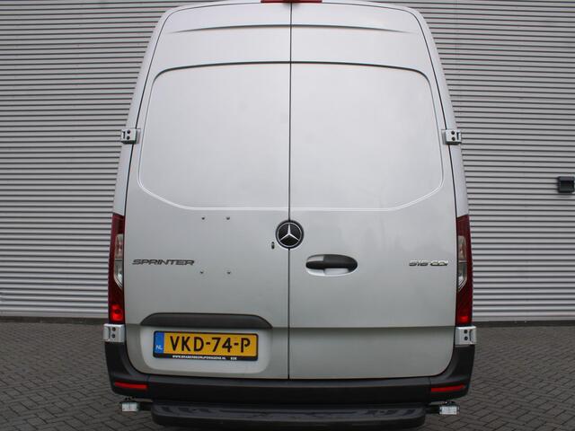 Mercedes-Benz SPRINTER 516 2.2 CDI L3H3 EURO 6D | Automaat | Adap. Cruise | Dodehoek detectie | Comfort stoelen | Navi | Camera | LED | Clima |