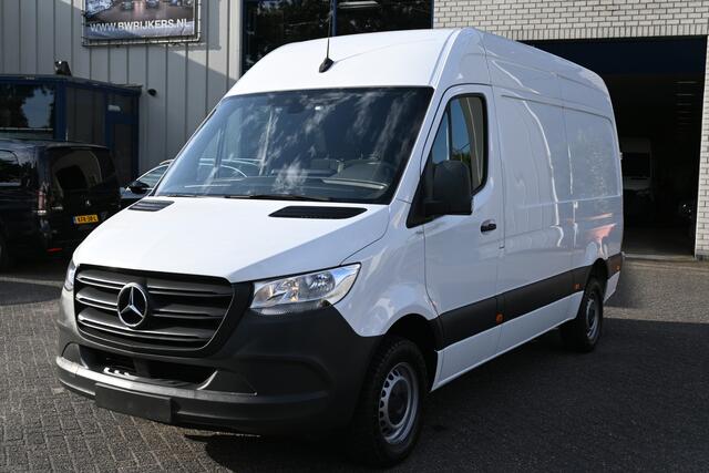 Mercedes-Benz SPRINTER 316 CDI L2H2 RWD 3500kg Trekhaak, MBUX met camera, Etc.