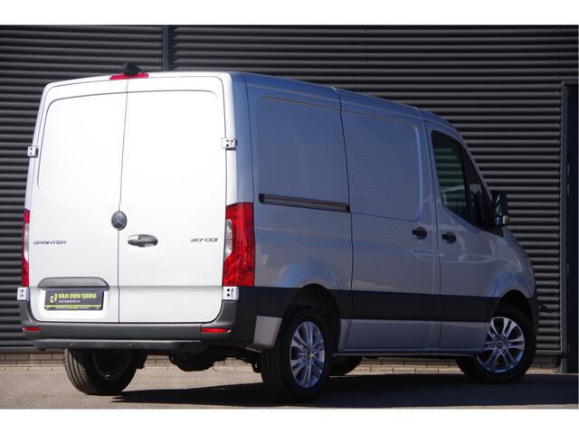 Mercedes-Benz SPRINTER 317 1.9 CDI L1H1 RWD L1H1 AUT. LED, ADAPT. CRUISE, MBUX 10'', GEV. STOEL, CAMERA, NAVI, CLIMA, VOORRUITVERWARMING