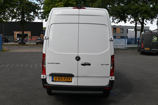 Mercedes-Benz SPRINTER 317 CDI L2H2 Pro HD LED, Geveerde stoel, Winterpakket, Etc.