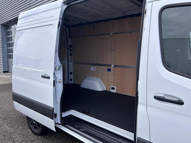 Mercedes-Benz SPRINTER 317 1.9 CDI L3 Pro Achteruitrijcamera | Navigatie | Stoelverwarming |
