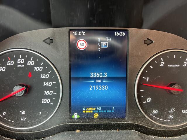 Mercedes-Benz SPRINTER 317 CDI L2H2 / 3500 Kg Trekgewicht