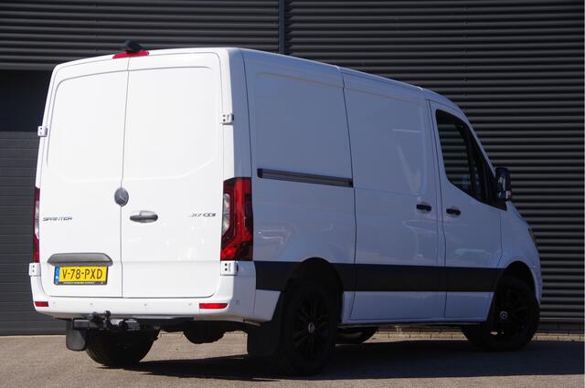 Mercedes-Benz SPRINTER 317 1.9 CDI L1H1 RWD AUT. LED, TREKHAAK, LEDER, 360 CAMERA, STANDKACHEL, STOELVERWARMING, LEDER STUUR, CRUISE