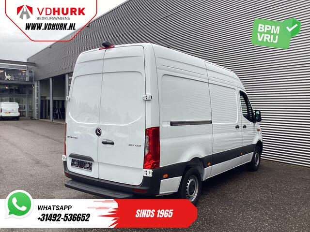 Mercedes-Benz SPRINTER 317 CDI Aut. L2H2 Gev.stoel/ 270Gr.deuren/ Stoelverw./ Cruise/ Navi/ Camera/ PDC