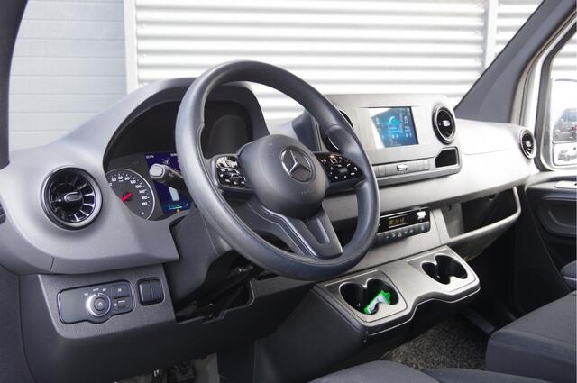 Mercedes-Benz SPRINTER 317 1.9 CDI L1H1 RWD AUT. LED, TREKHAAK, STOELVERWARMING, STANDKACHEL, CAMERA, CRUISE, CARPLAY