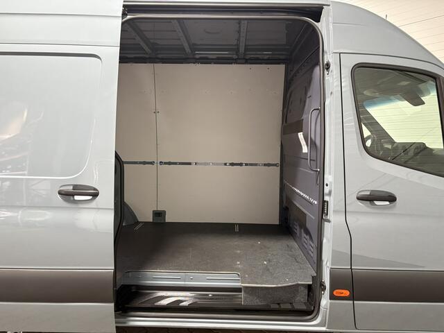 Mercedes-Benz SPRINTER 317 1.9 CDI L2H2 RWD VVB512 Prijs zoals getoond