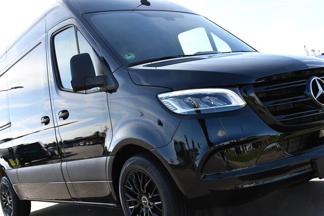 Mercedes-Benz SPRINTER 315 1.9 CDI L2H2 Black Edition Camera, Cruise, Carplay, LED, 150pk, Automaat, Multimedia, Uniek!