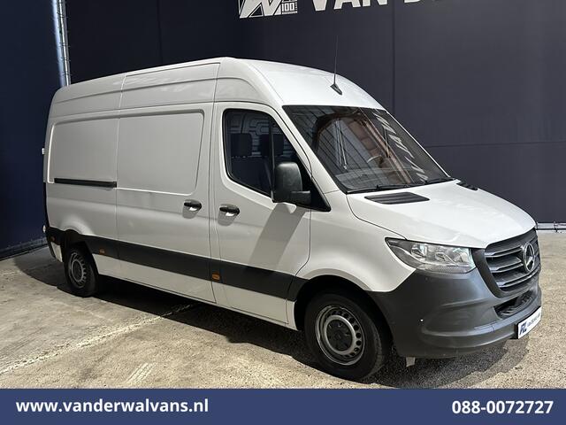 Mercedes-Benz SPRINTER 214 CDI 143pk L2H2 Euro6 Airco | Camera | Apple Carplay | Chauffeursstoel Android Auto, Bijrijdersbank