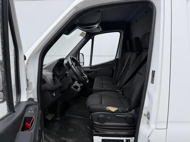 Mercedes-Benz SPRINTER 315 1.9 CDI Automaat L3H2 Climate Control Adaptieve Cruise Carplay Trekhaak 2.8t Camera Stoelverwarming Parkeersensoren voor achter