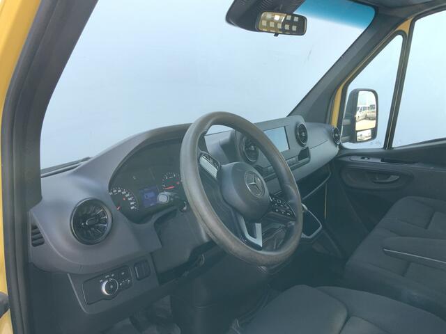 Mercedes-Benz SPRINTER 519 3.0 V6 Kipper 3 zijdig PTO WB 3,66 Airco 3 Zits Bakmaat L.350/B.215/H0.40 CM Dub Lucht Cilinders. 6 Euro 6
