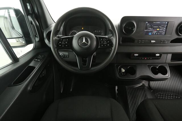 Mercedes-Benz SPRINTER 2.2 CDI L2H2 164PK | 3500kg Trekgew. | Automaat | Trekhaak | Airco | Cruise | Camera | Carplay | 3 Zits