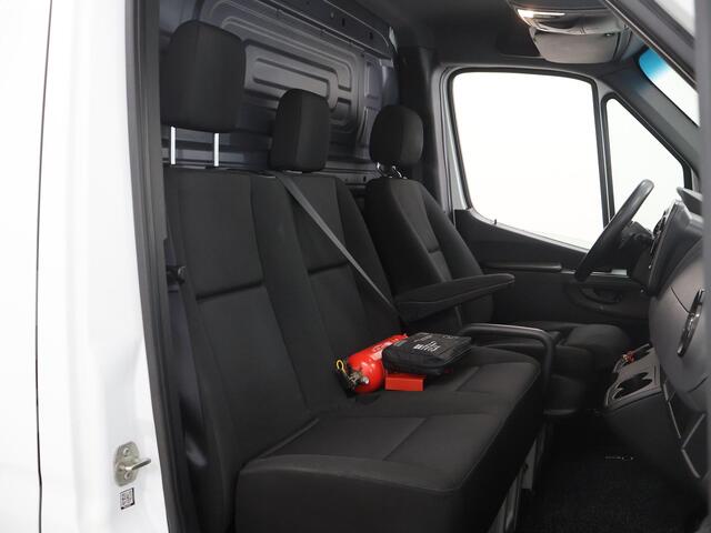 Mercedes-Benz SPRINTER 516 CDI | AUT. | DUBBEL-LUCHT | L3 H2 | NAVIGATIE | PARKEERCAMERA | TREKHAAK | LED KOPLAMPEN |