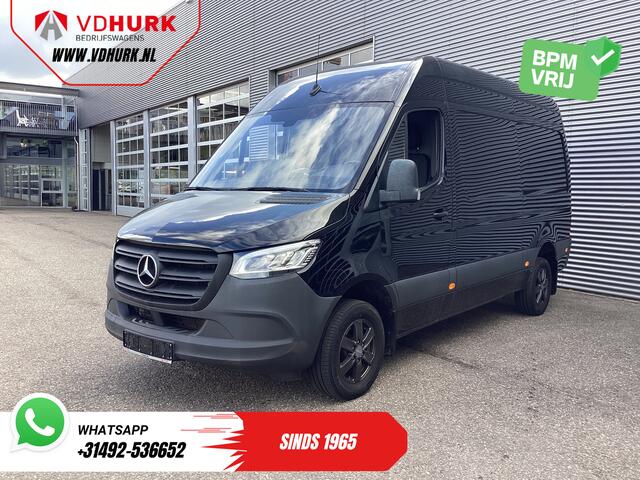 Mercedes-Benz SPRINTER 317 CDI Aut. L2H2 LED/ Gev.Stoel/ Stoelverw./ Standkachel/ Carplay/ Cruise/ Camera/ Trekhaak