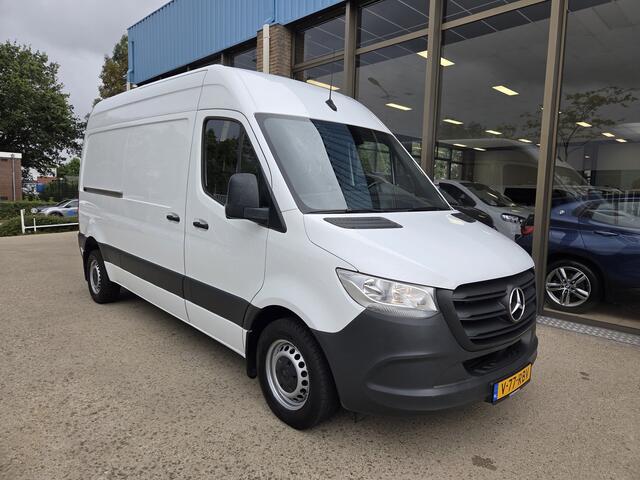 Mercedes-Benz SPRINTER Automaat 110Kw/150Pk Airco Navi Achteruitrijcamera Achteropstap Cruisecontrol Stoelverwarming