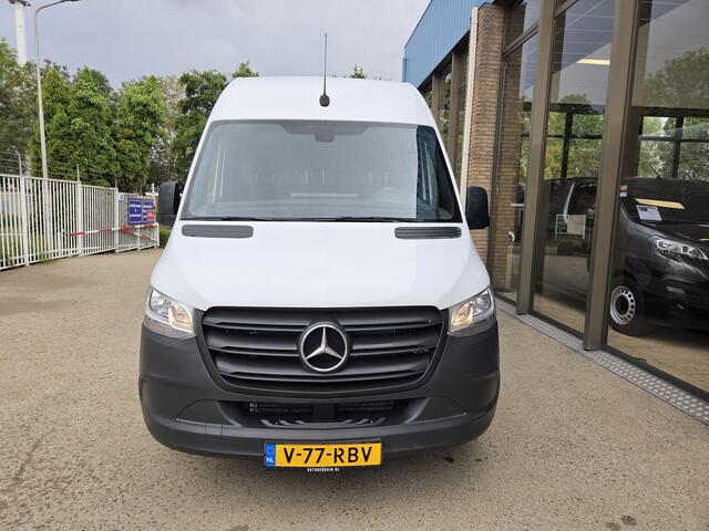 Mercedes-Benz SPRINTER Automaat 110Kw/150Pk Airco Navi Achteruitrijcamera Achteropstap Cruisecontrol Stoelverwarming