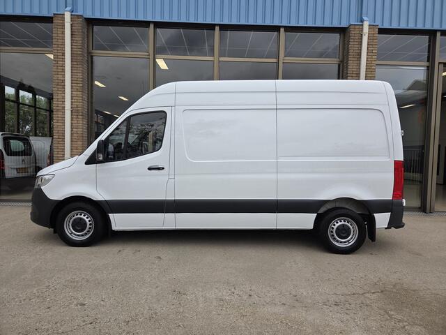 Mercedes-Benz SPRINTER Automaat 110Kw/150Pk Airco Navi Achteruitrijcamera Achteropstap Cruisecontrol Stoelverwarming