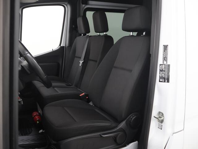 Mercedes-Benz SPRINTER 317 CDI | Aut. | L3 H2 | Pro | Dubbele Cabine | 7-zits | Airco | LM Velgen | Navigatie | Parkeercamera | Trekhaak | Certified