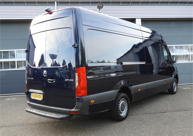 Mercedes-Benz SPRINTER 317 1.9 CDI L3H2 AUT | LEDER | CAMERA | CARPLAY | CRUISE | MBUX