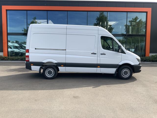 Mercedes-Benz SPRINTER 316 2.2 CDI 366 L2H2 Airco Trekhaak 3500 kg Camera Euro 6