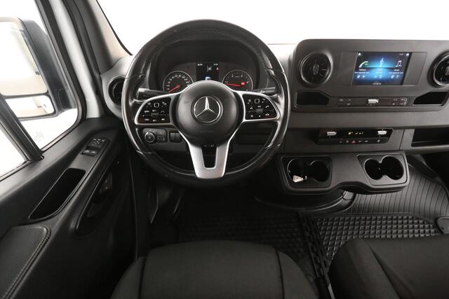 Mercedes-Benz SPRINTER 314 CDI 143PK L2H2 | Automaat | Airco | Camera | Cruise | 3 Zits | Trekhaak | Carplay