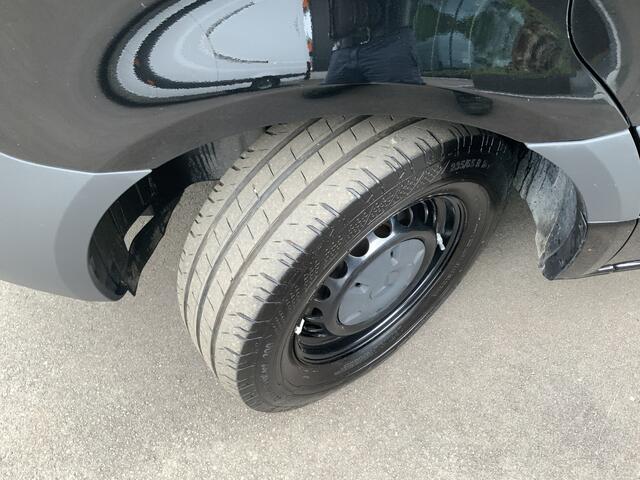 Mercedes-Benz SPRINTER 315 1.9 CDI L2H2 FWD L2H1 Airco Camera 3 Zits Cruise Trap & Imperiaal Trekhaak 2000 kg Euro 6