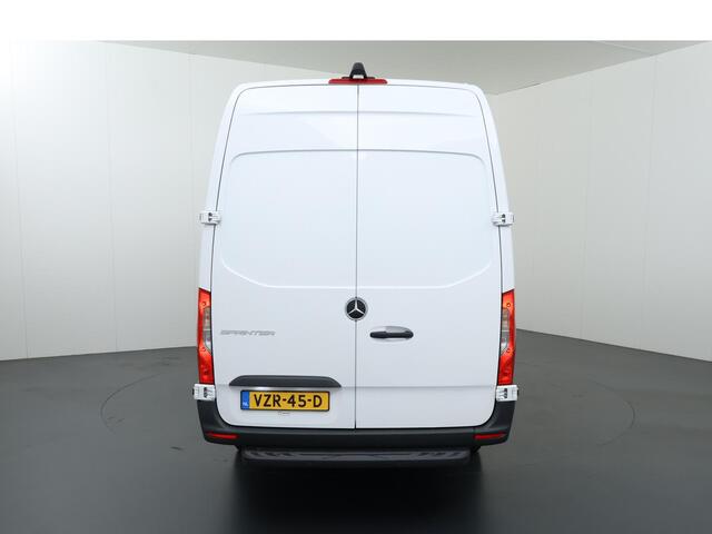 Mercedes-Benz SPRINTER 317 CDI | AUT. | L3 H2 | PARKEERCAMERA | STOELVERWARMING | BETIMMERING | AIRCO | CRUISE CONTROL |