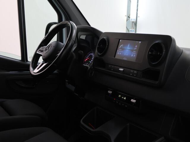 Mercedes-Benz SPRINTER 317 CDI | AUT. | L3 H2 | PARKEERCAMERA | STOELVERWARMING | BETIMMERING | AIRCO | CRUISE CONTROL |