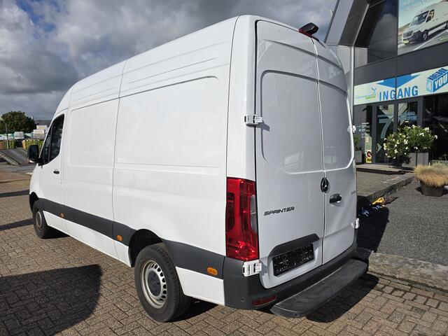 Mercedes-Benz SPRINTER 317 1.9 CDI L2 Pro L2-H2 Automaat * Schade * Export *