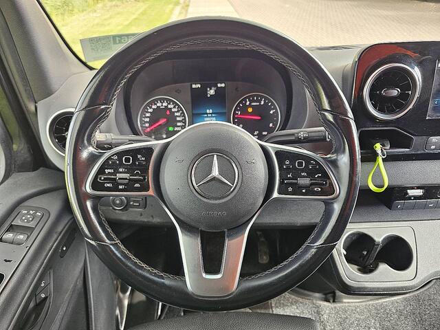 Mercedes-Benz SPRINTER 319 1.9 CDI L3H2 RWD Cruise control, Airco, Pdc, Navi, Carplay, 360° Camera, Stoelverwarming, LED, Mbux10, 3-Zits/Leer, Euro6, Bpm-Vrij