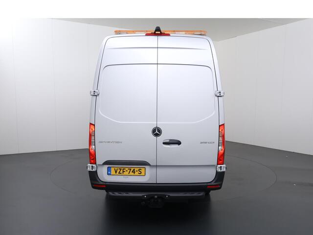 Mercedes-Benz SPRINTER 315 CDI | AUT. | L3 H2 | RWD | 2-ZITS | ZWAAIBALK | INRICHTING LAADRUIMTE | TREKHAAK | NAVIGATIE | PARKEERCAMERA | CRUISE CONTROL | CERTIFIED
