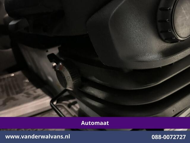 Mercedes-Benz SPRINTER 317 CDI 170pk 9G-Tronic Automaat L2H2 Euro6 Airco | Camera | Navigatie | Adaptieve Cruisecontrol | LED Chauffeursstoel, Stoelverwarming, Parkeersensoren, Bijrijdersbank