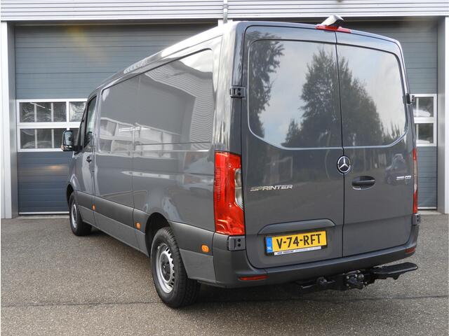 Mercedes-Benz SPRINTER 319 1.9 CDI L2H1 RWD AUT | 3.5t TREKHAAK | CAMERA | MBUX | CARPLAY
