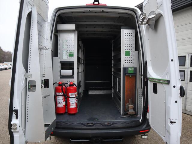 Mercedes-Benz SPRINTER 316 CDI Automaat - 4x4 AWD - Euro 6 - L2H2 - MBUX - BW Inrichting - 220 omvormer