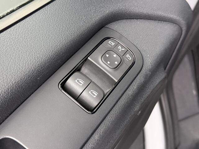 Mercedes-Benz SPRINTER Automaat L3H2 Maxi Pro ( Model 2025 ) | 10" Multimedia+Camera | Airco | Cruise | 3-Zits
